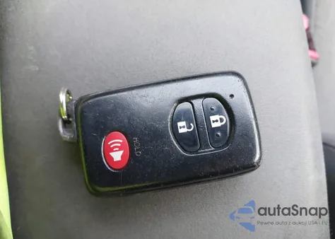 2011 Toyota Prius Two z USA, uszkodzony, nr VIN JTDKN3DU5B5337780